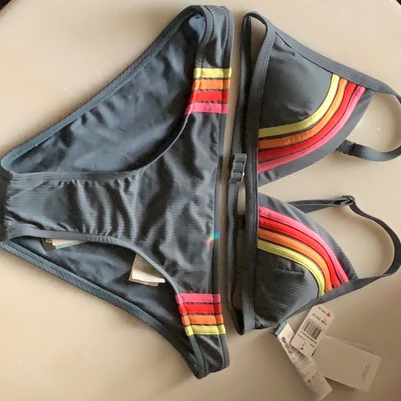 Rip Curl 2 pc bikini wave shapers soft rib xl - Picture 5 of 5